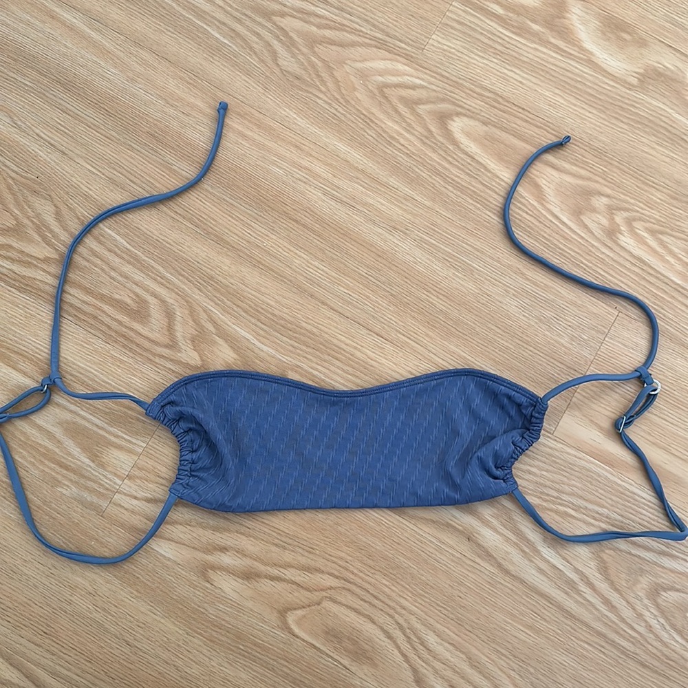 Abercrombie and Fitch Women's Skinny Strap Bikini Top